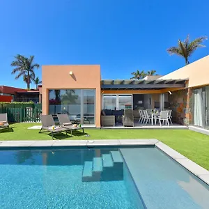 https://top-salobre-villas.in-canary-islands.com
